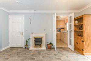 LIVING ROOM- click for photo gallery
